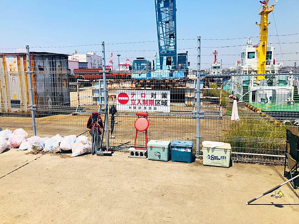 北側の釣り禁止エリアの標識