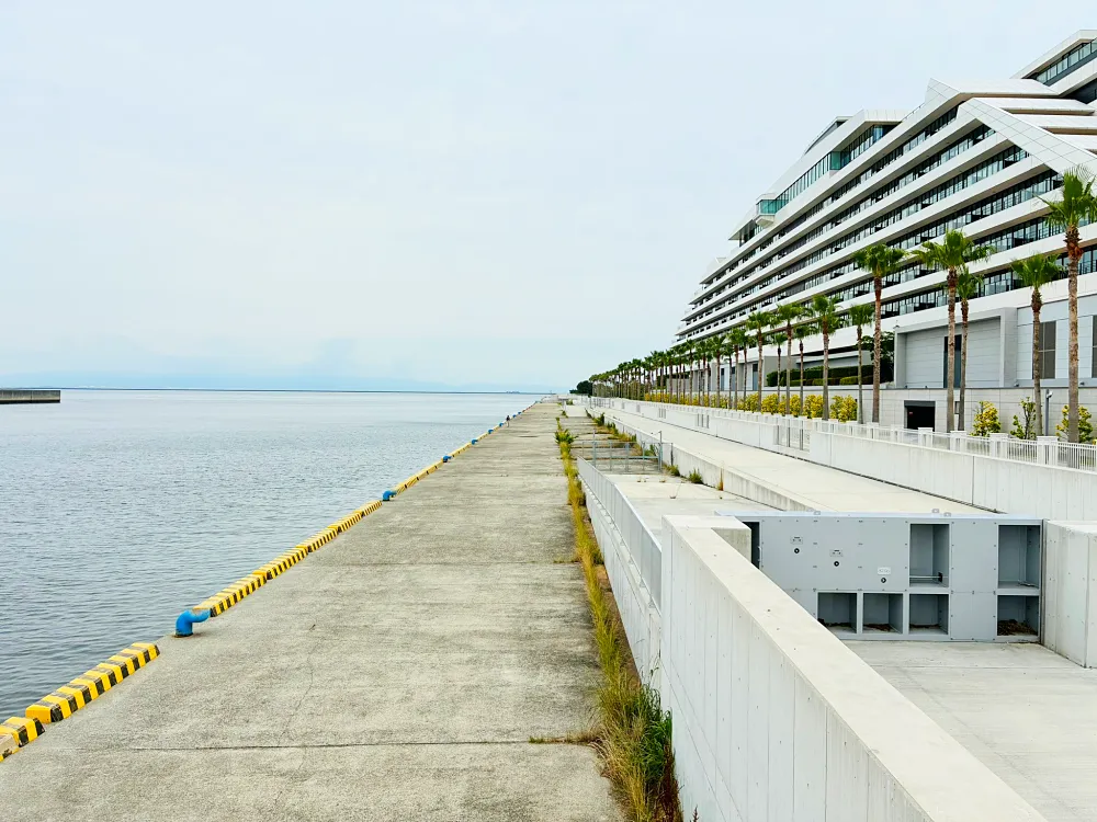 
護岸エリアの全体風景