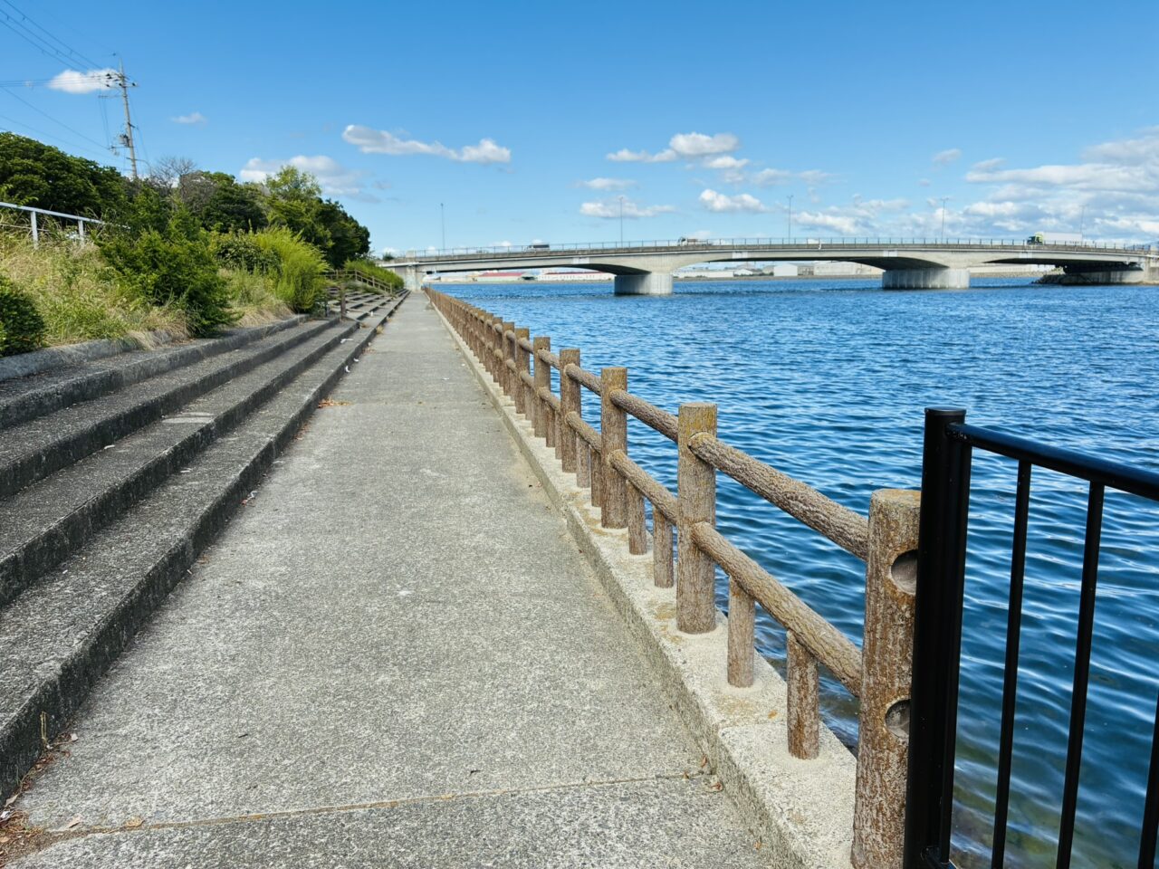 貝塚人工島 水路