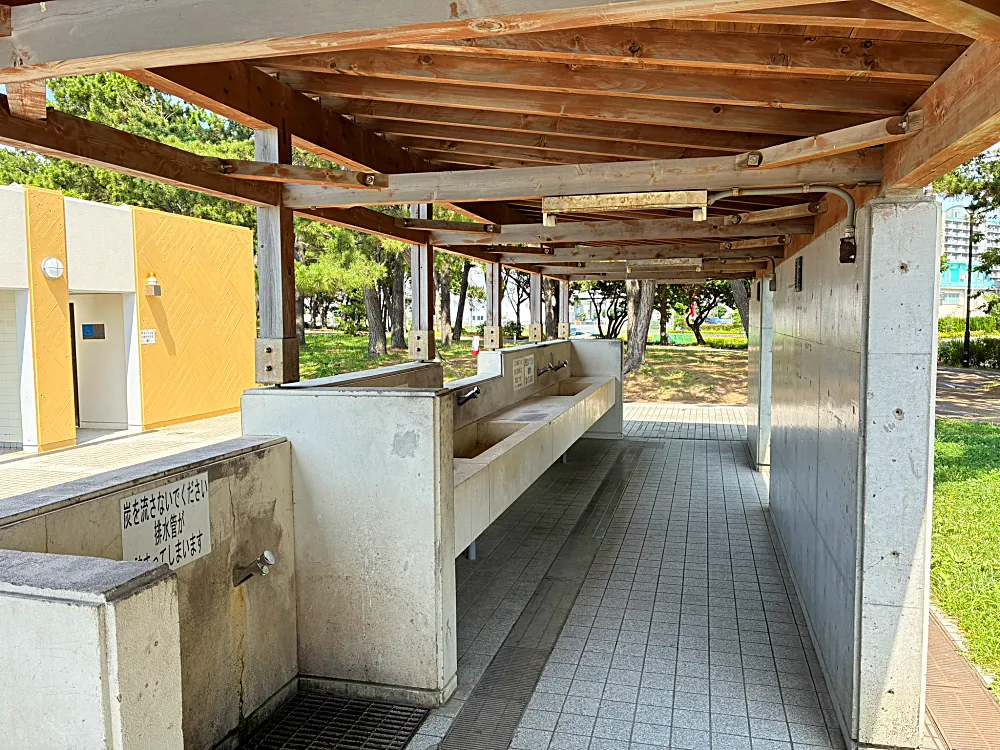 りんくうマーブルビーチ BBQ広場横の炊事場